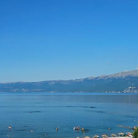 Tali's - Lakefront * Pogradec